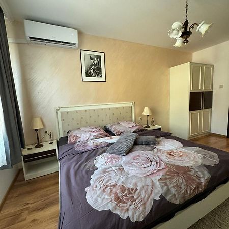 The Master And Margarita Apartment, Майстора И Маргарита, Two Bedroom Apartament Burgas ภายนอก รูปภาพ