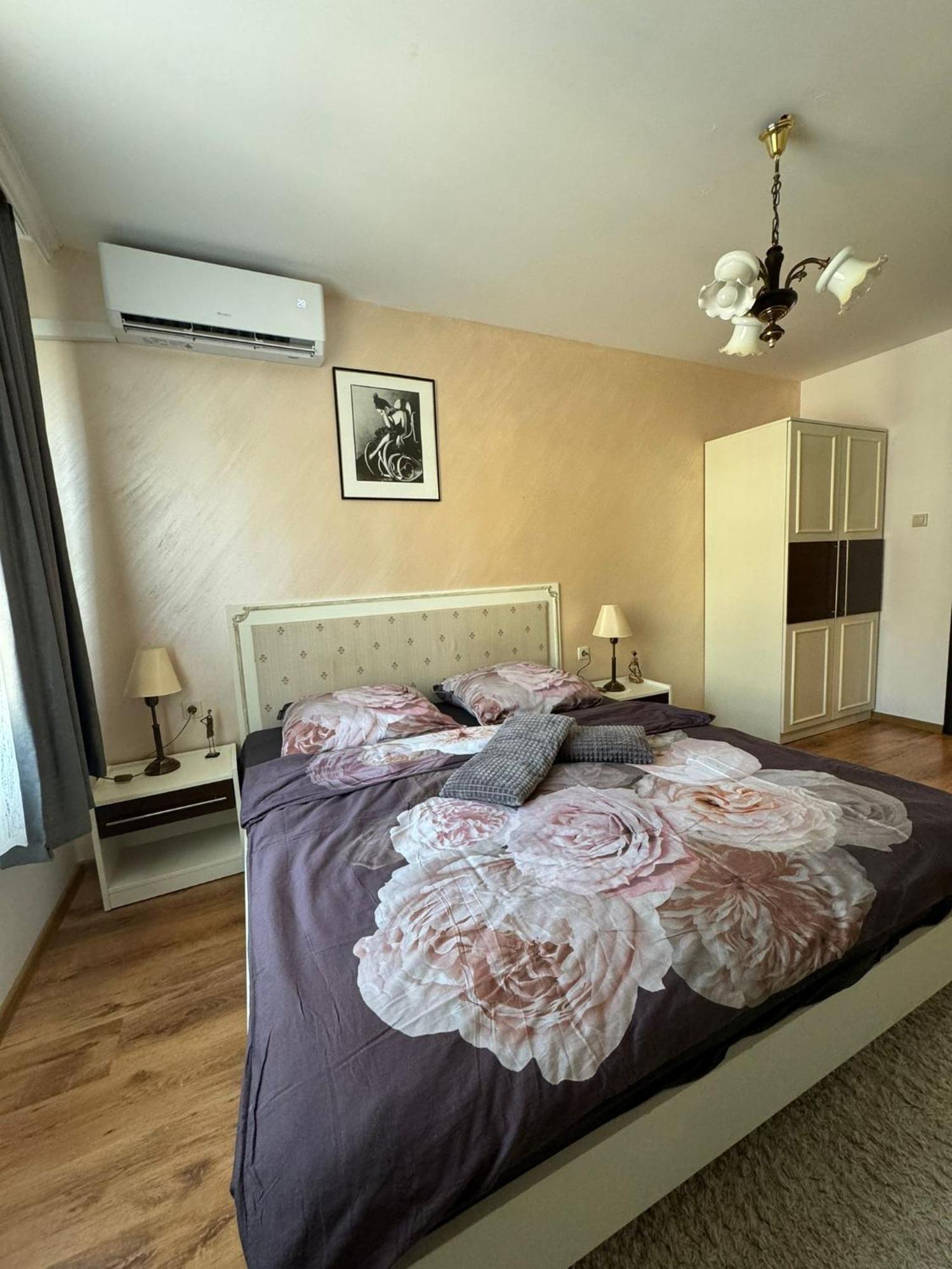 The Master And Margarita Apartment, Майстора И Маргарита, Two Bedroom Apartament Burgas ภายนอก รูปภาพ